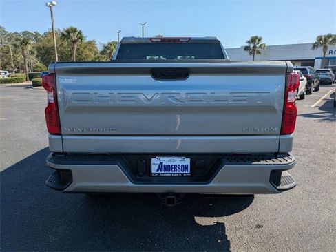 Used 2024 Chevrolet Silverado 1500 Custom image 5