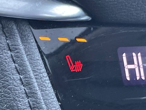 Used 2018 Cadillac XT5 Luxury w/ LPO, Wheel Lock Package image 23