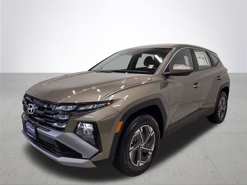 New 2026 Hyundai Tucson Blue SE w/ Tow & Go Package image 2