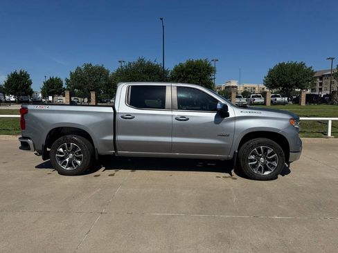 Used 2025 Chevrolet Silverado 1500 LT w/ Texas Edition Plus AWD/4WD image 3