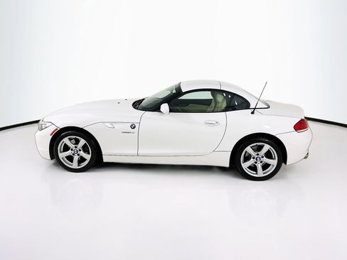 Used 2011 BMW Z4 sDrive30i RWD image 5