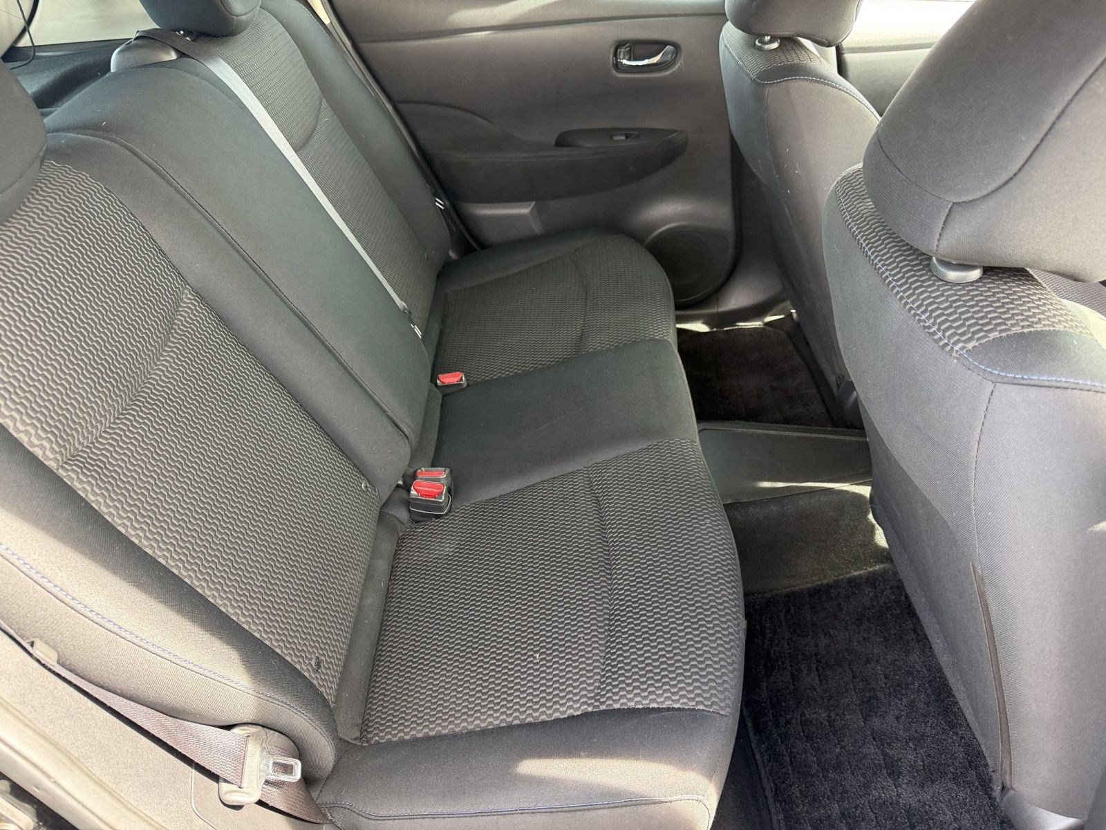 Used 2017 Nissan Leaf S FWD image 29