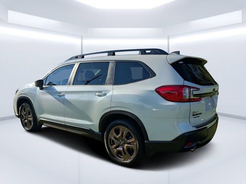 Certified 2025 Subaru Ascent Bronze Edition w/ Popular Package #2 AWD/4WD image 5
