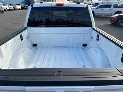 Used 2024 Ford F150 Platinum w/ FX4 Off-Road Package AWD/4WD image 24
