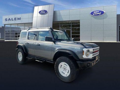 Used 2023 Ford Bronco Heritage Edition AWD/4WD image 1