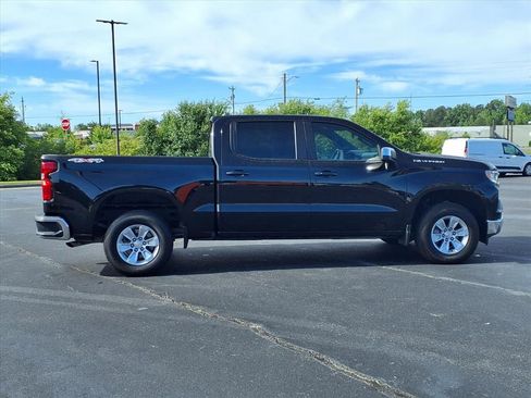 Used 2025 Chevrolet Silverado 1500 LT AWD/4WD image 20