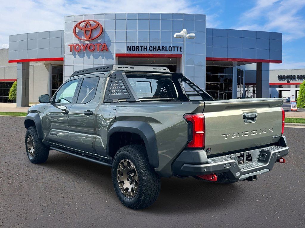 Used 2025 Toyota Tacoma 4x4 Double Cab Hybrid image 6