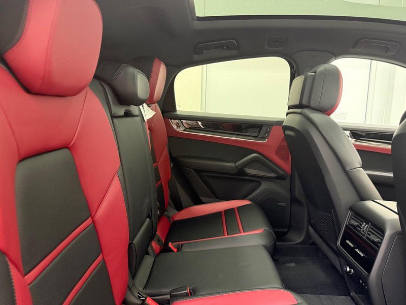 New 2026 Porsche Cayenne S AWD/4WD image 13