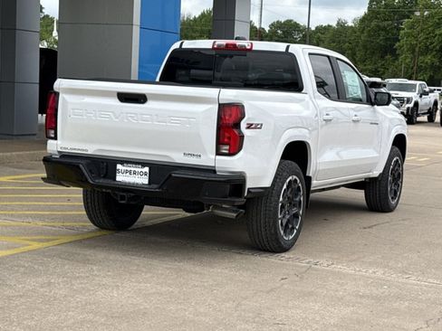 New 2026 Chevrolet Colorado Z71 w/ Technology Package AWD/4WD image 3