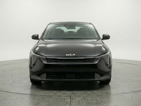 Used 2025 Kia K4 FWD image 2