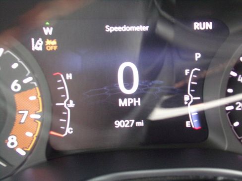 Used 2022 Jeep Compass Limited AWD/4WD image 17