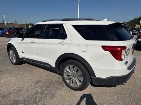 Used 2022 Ford Explorer King Ranch w/ Technology Package RWD image 4