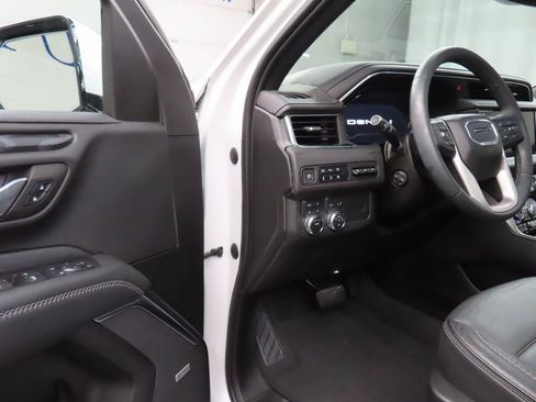 Used 2023 GMC Yukon Denali image 55