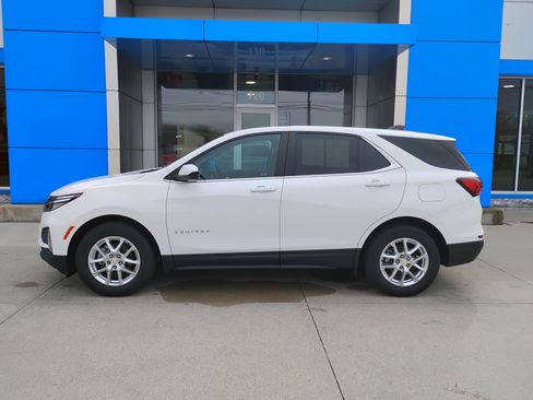 Used 2022 Chevrolet Equinox LT FWD image 8