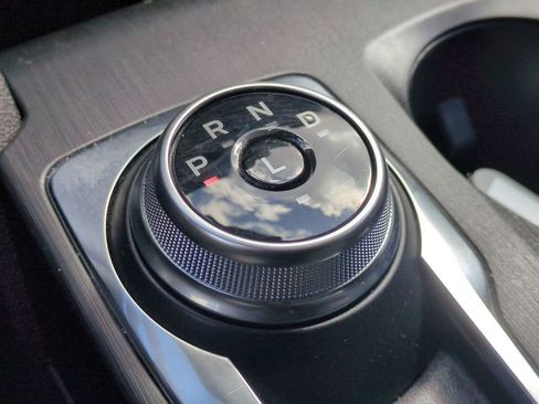 Used 2025 Ford Escape ST-Line image 19