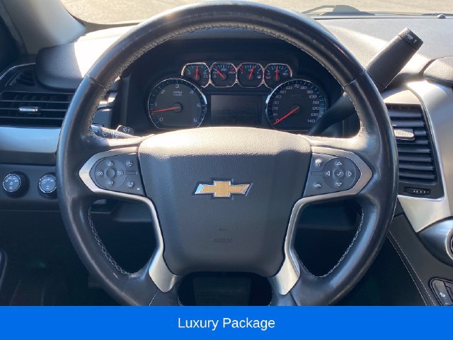 Used 2019 Chevrolet Suburban LT w/ LT Signature Package AWD/4WD image 8