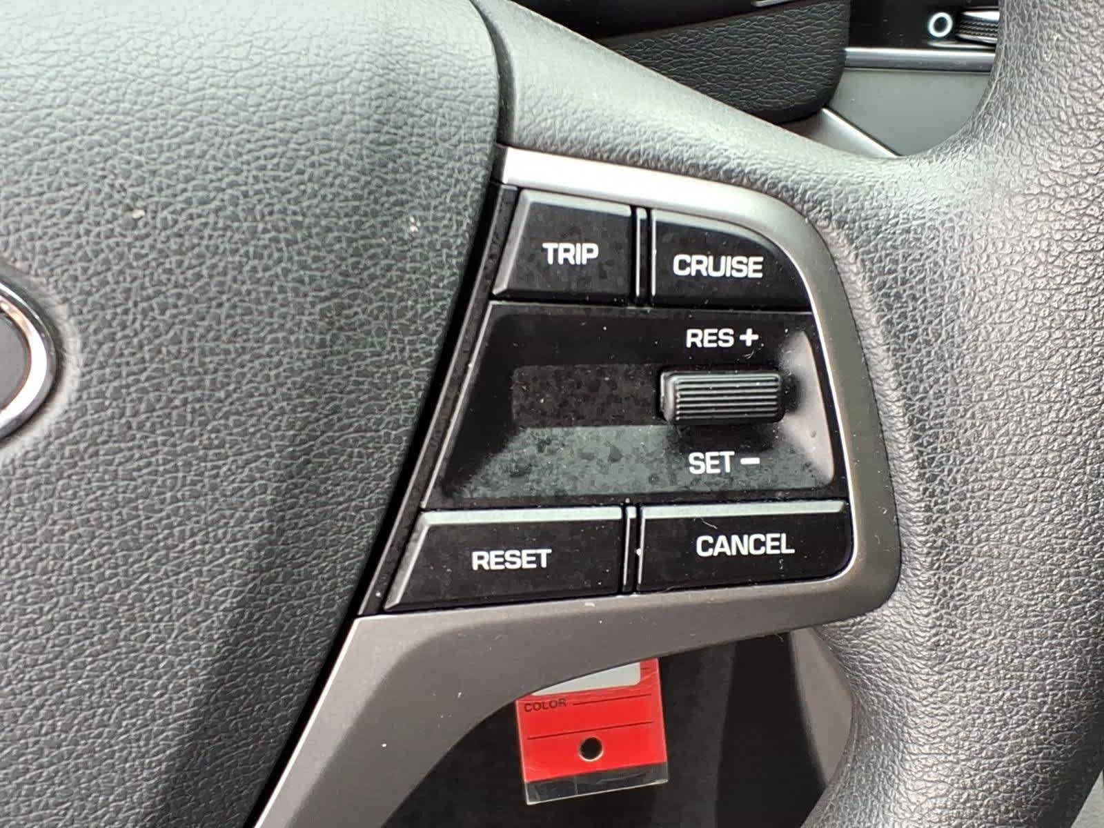 Used 2017 Hyundai Elantra SE FWD image 19