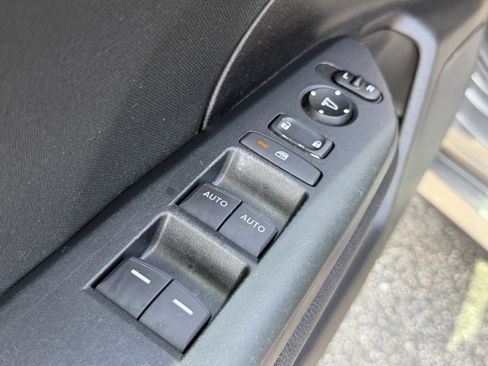 Used 2020 Honda Civic EX image 14