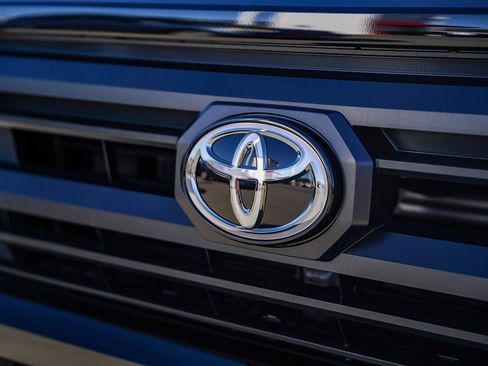 New 2026 Toyota Tacoma SR5 image 6