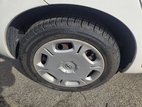 Used 2010 Scion xD image 29