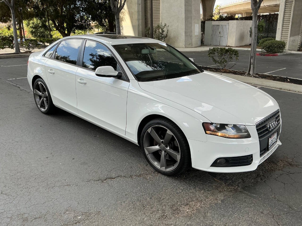 Used 2012 Audi A4 2.0T Premium w/ Convenience Pkg FWD image 9