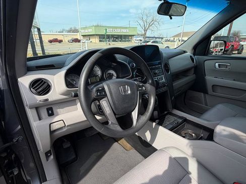 Used 2014 Honda Pilot EX image 9