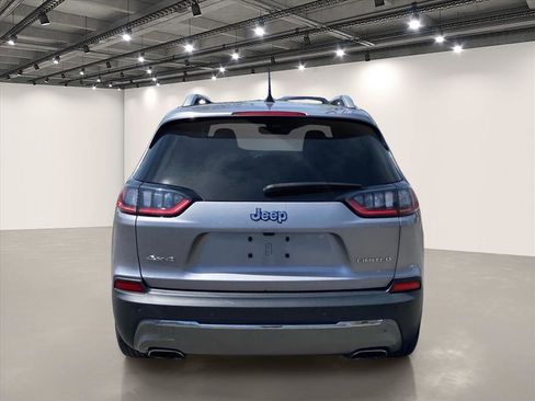 Used 2019 Jeep Cherokee Limited AWD/4WD image 6