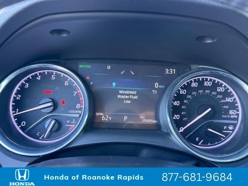 Used 2019 Toyota Camry XLE image 23