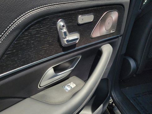 Certified 2023 Mercedes-Benz GLS 450 4MATIC image 8