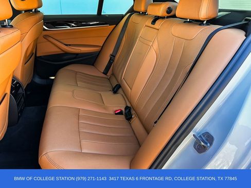 Used 2021 BMW 530i w/ Convenience Package image 18