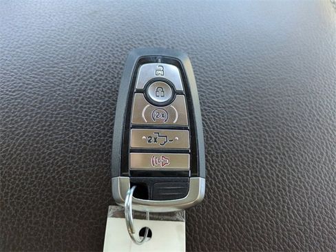 Used 2018 Ford F150 Lariat image 38