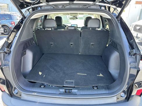 Used 2022 Ford Escape SEL image 8