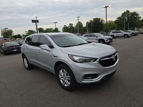 Used 2020 Buick Enclave Essence FWD image 4