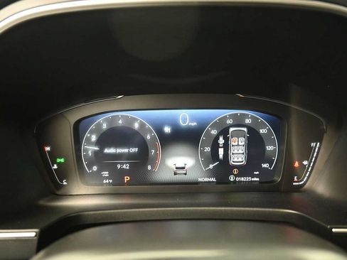 Used 2024 Honda Pilot Elite image 13
