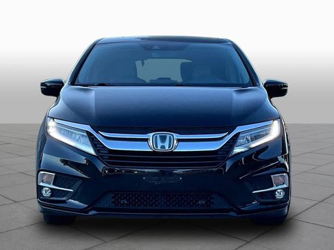 Used 2018 Honda Odyssey Elite image 3