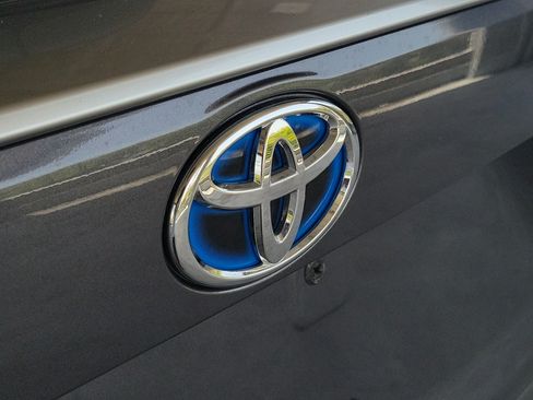 Used 2024 Toyota RAV4 Limited w/ Advanced Technology Package AWD/4WD image 6