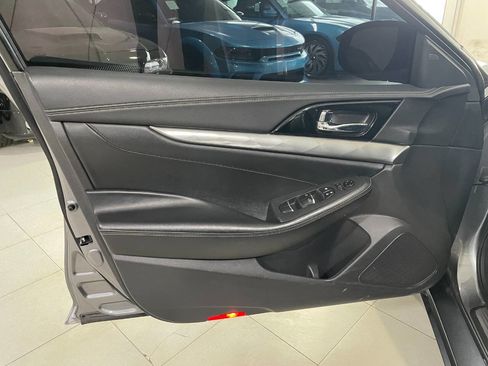 Used 2021 Nissan Maxima 3.5 SV w/ Floor Mat Group image 13
