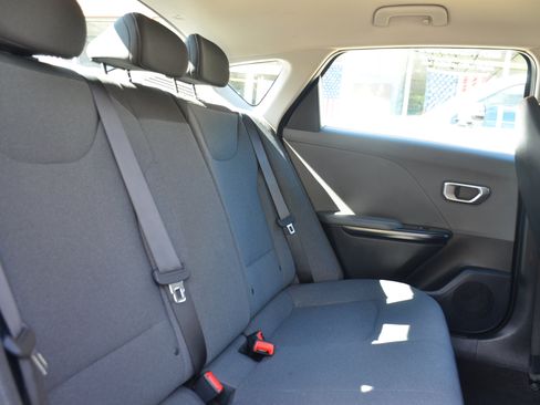 Used 2025 Kia K4 FWD image 34