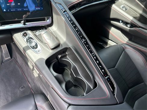 Used 2024 Chevrolet Corvette Z06 RWD image 24