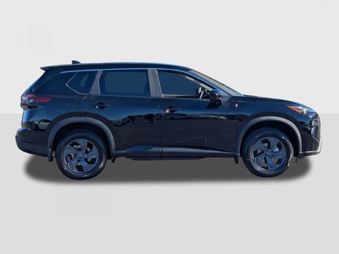 New 2026 Nissan Rogue SV FWD image 7