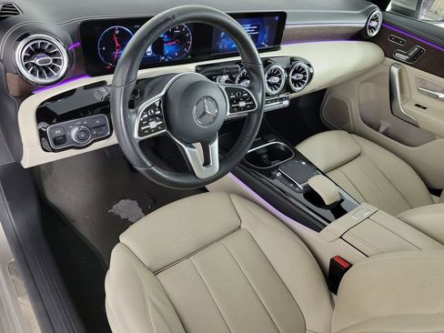 Used 2021 Mercedes-Benz CLA 250 image 17