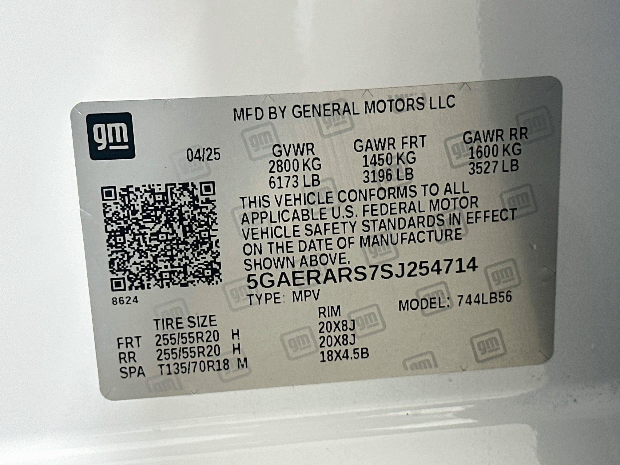 Used 2025 Buick Enclave Preferred FWD image 12