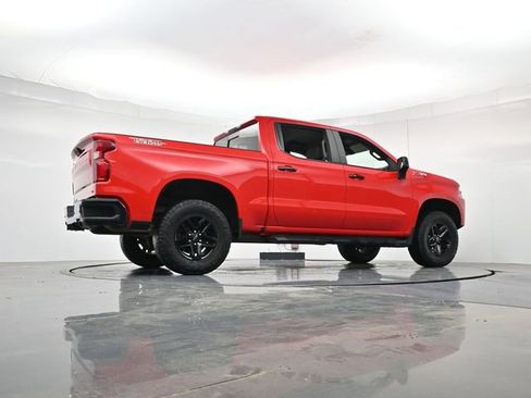 Used 2020 Chevrolet Silverado 1500 LT Trail Boss AWD/4WD image 30