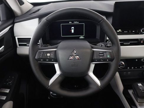 New 2026 Mitsubishi Outlander SE AWD/4WD image 39