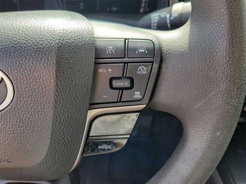 Used 2025 Toyota Camry LE image 21