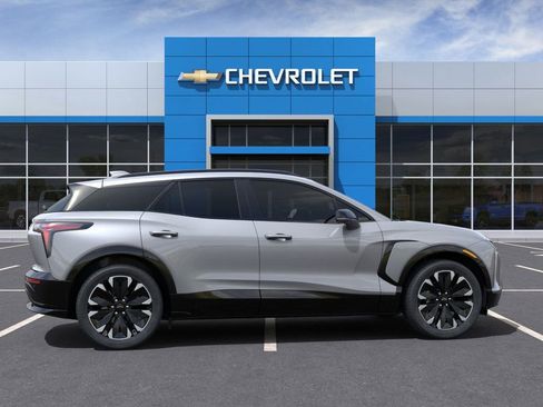 New 2025 Chevrolet Blazer EV RS image 5