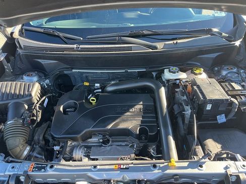 Used 2023 Chevrolet Equinox LT image 64