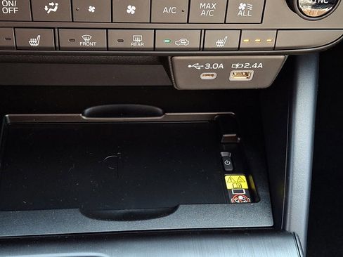 New 2026 Subaru Outback Premium image 18