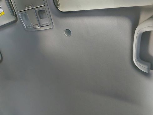 Used 2016 Kia Sportage LX image 32