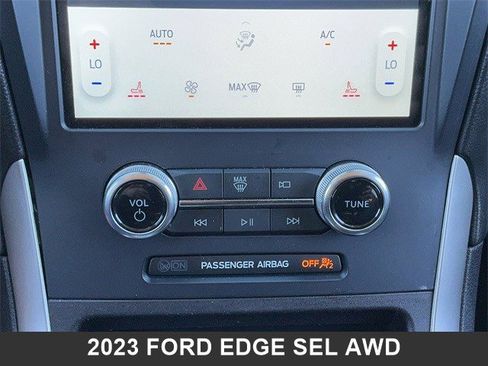Used 2023 Ford Edge SEL image 20